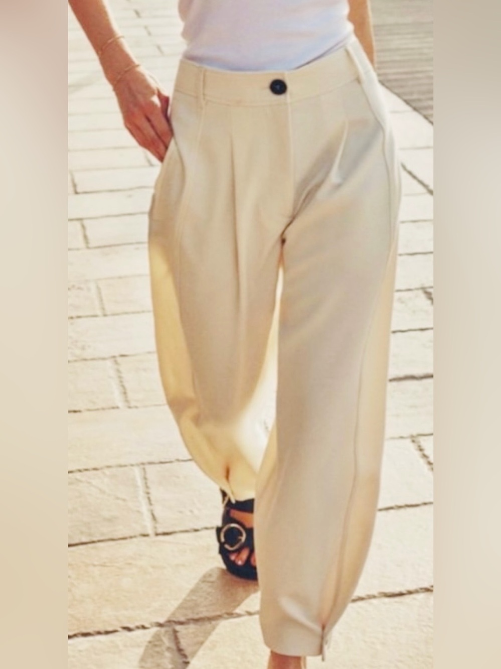 Zara Cream Barrel Pants .